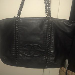 Chanel shoulder bag